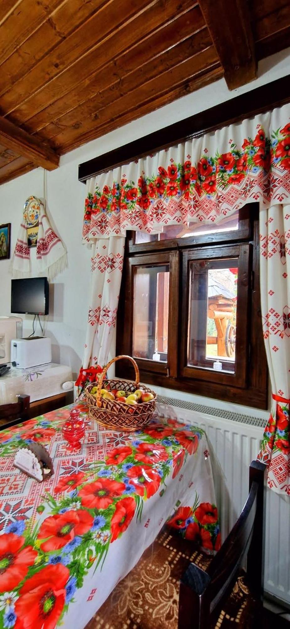 Vlad De Saliste Hotel Salistea de Sus Bagian luar foto